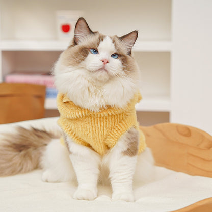 Sleeveless hooded clothes for pet dogs to wear at home in autumn and winter