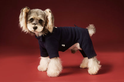 Waffle-patterned four-legged base layer for dogs in autumn and winter