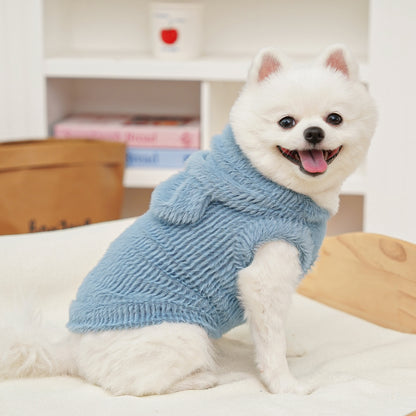 Sleeveless hooded clothes for pet dogs to wear at home in autumn and winter